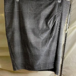 Houndstooth Lined Skirt with cross front